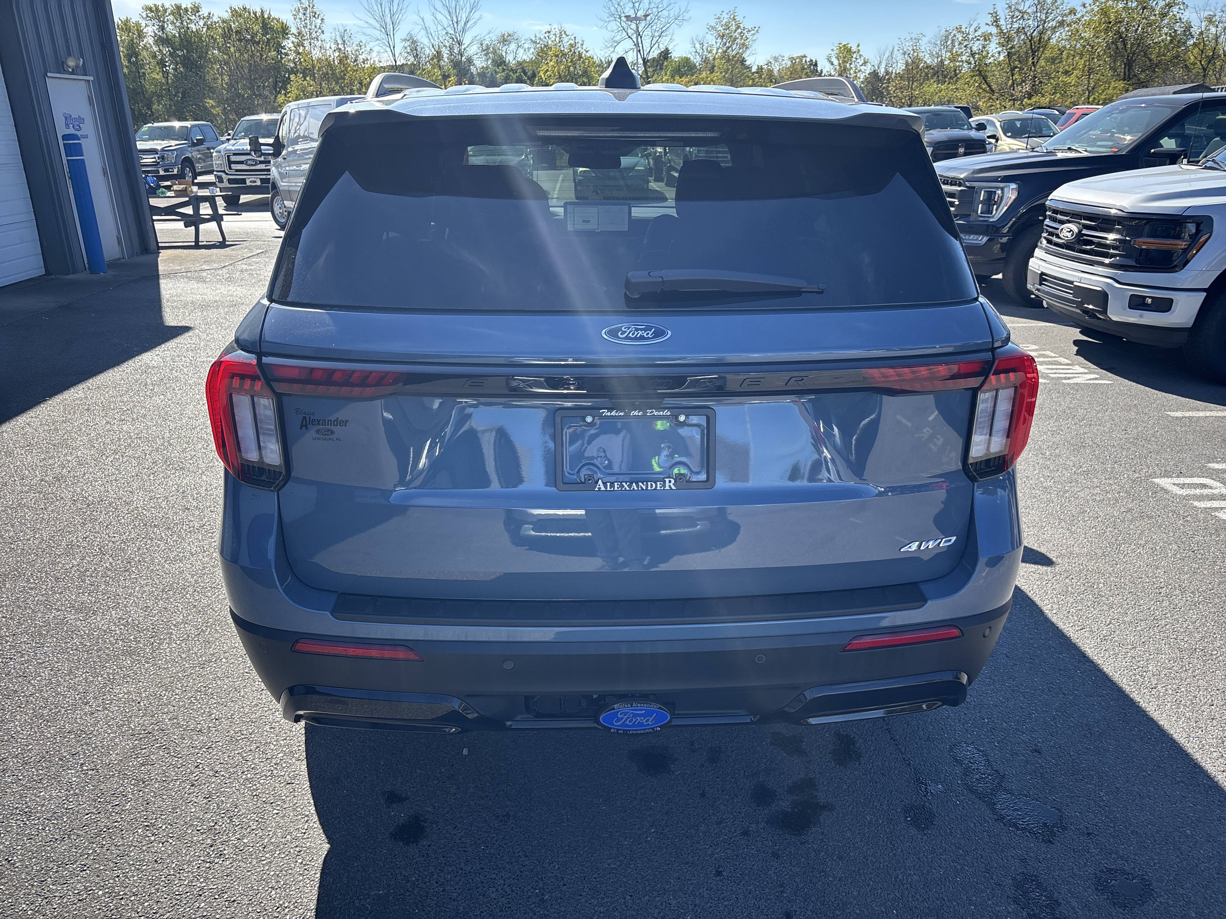 New 2025 Ford Explorer ST-Line image 4