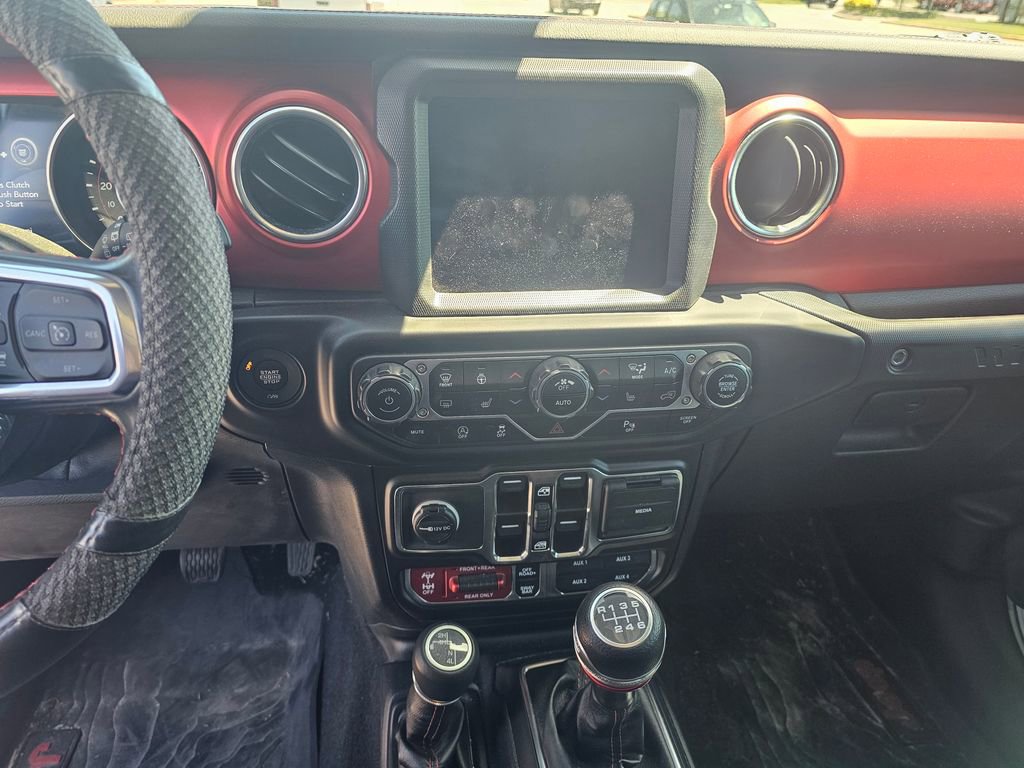 Used 2021 Jeep Wrangler Unlimited Rubicon AWD/4WD image 28