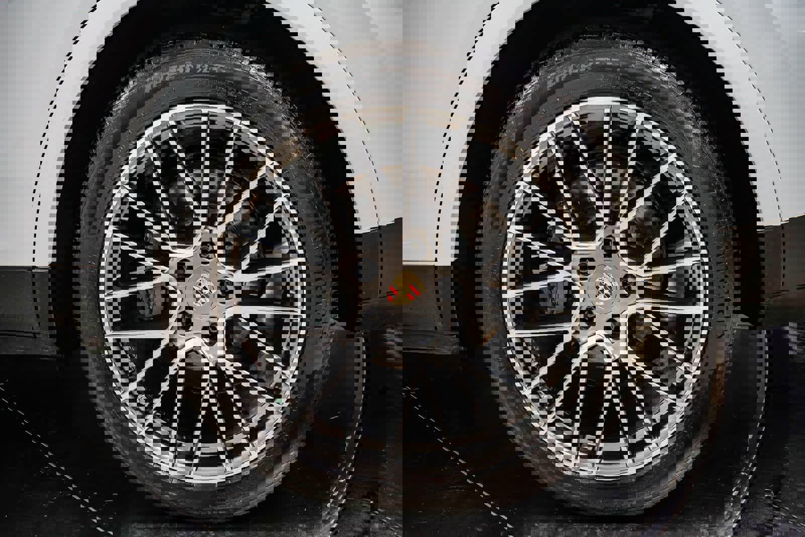 Used 2023 Porsche Cayenne S Platinum image 10