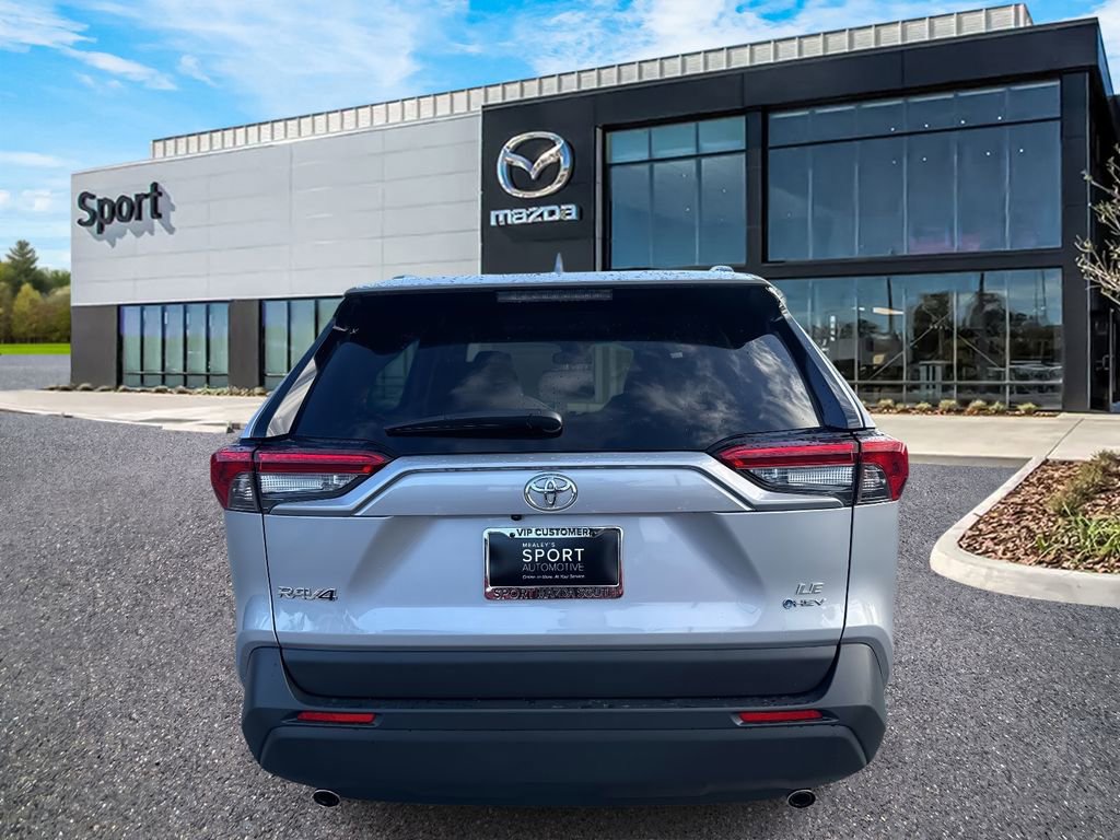 Used 2025 Toyota RAV4 LE image 4