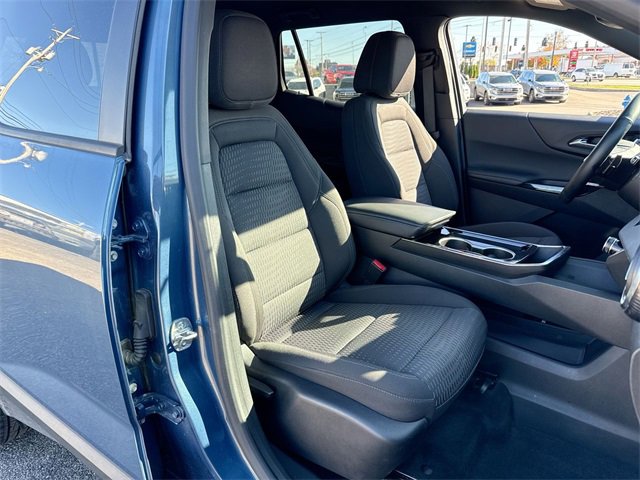 Used 2025 Chevrolet Equinox LT image 25