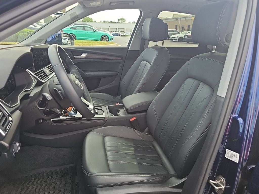 Certified 2023 Audi Q5 2.0T Premium Plus w/ Premium Plus Package AWD/4WD image 3