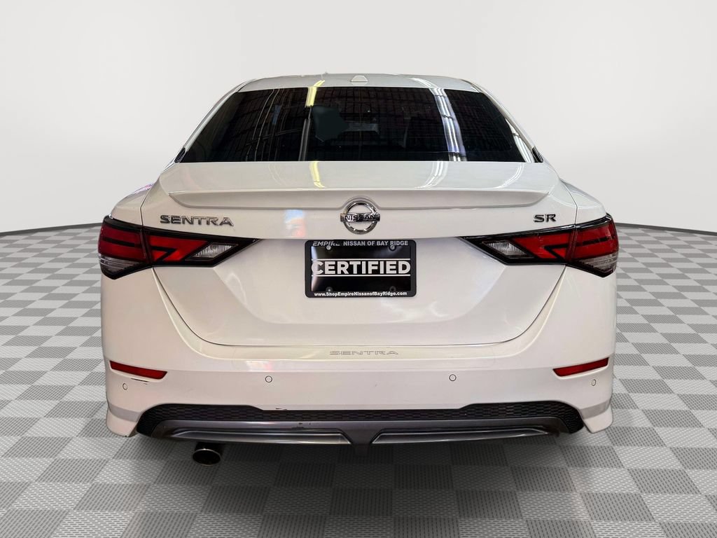 Used 2022 Nissan Sentra SR w/ SR Premium Package FWD image 5
