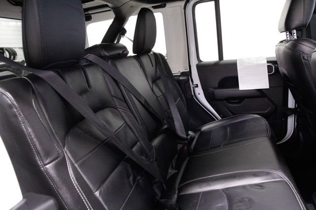 Used 2022 Jeep Wrangler Unlimited Sahara w/ Cold Weather Group image 11