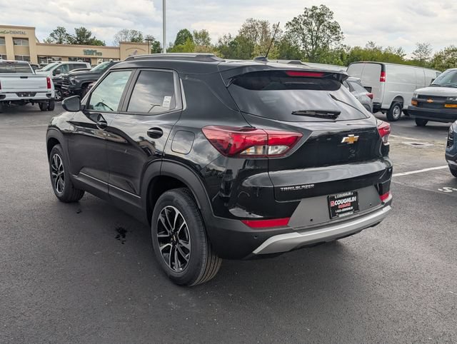 New 2026 Chevrolet TrailBlazer LT w/ LT Cold Weather Package FWD image 5