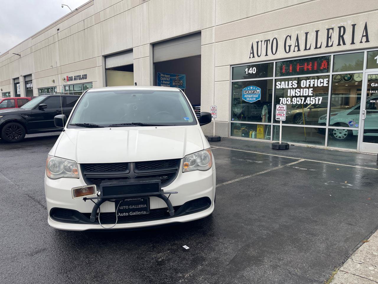 Used 2013 RAM C/V Tradesman w/ UConnect Hands-Free Group FWD image 3