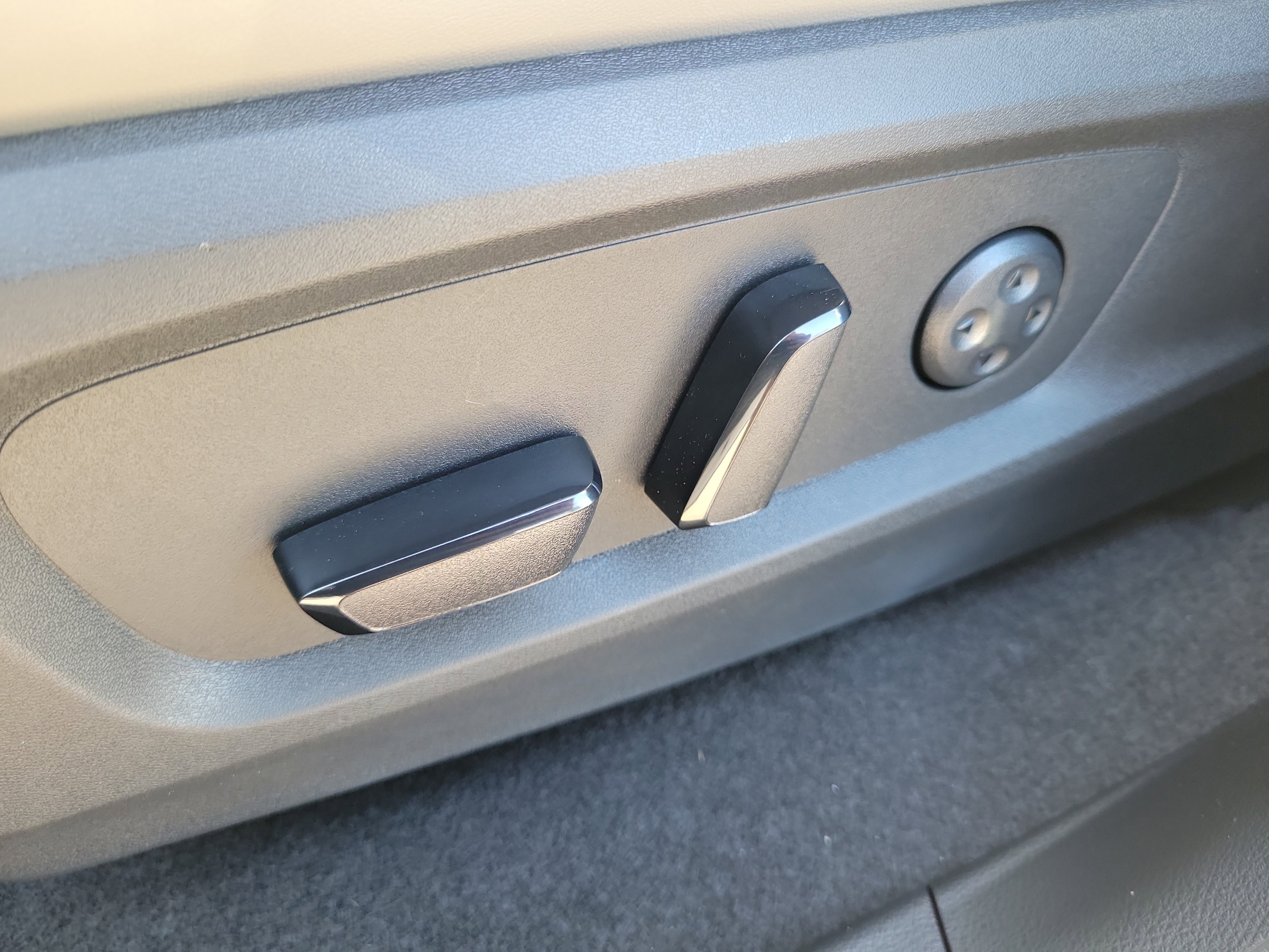 New 2026 INFINITI QX60 Luxe w/ Cargo Package image 24