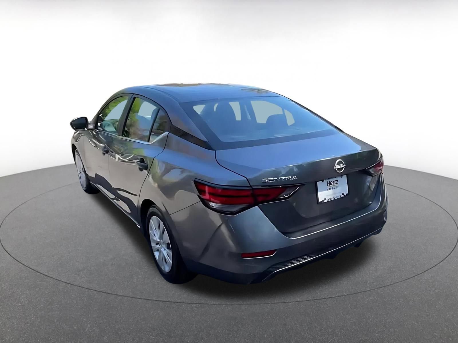 Used 2025 Nissan Sentra S FWD image 10