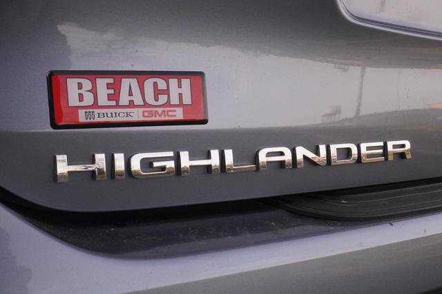 Used 2022 Toyota Highlander XLE image 44