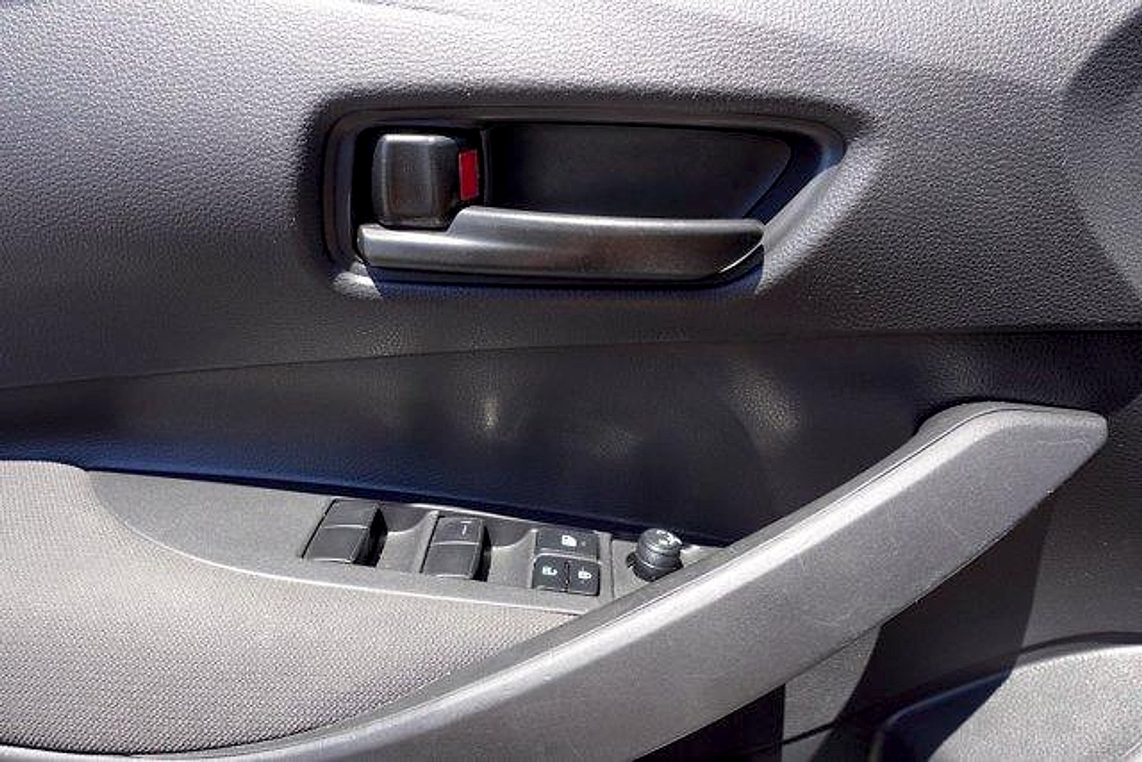 Certified 2024 Toyota Corolla LE FWD image 11