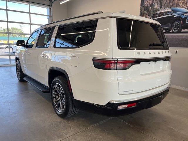 Used 2023 Jeep Wagoneer L Series II image 6