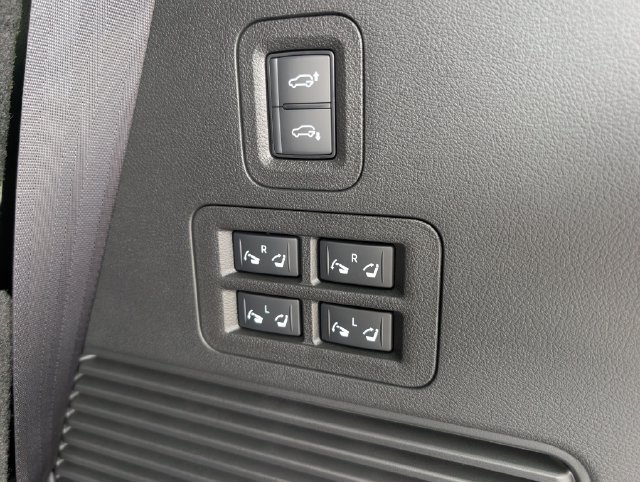 Used 2026 INFINITI QX80 4WD image 12