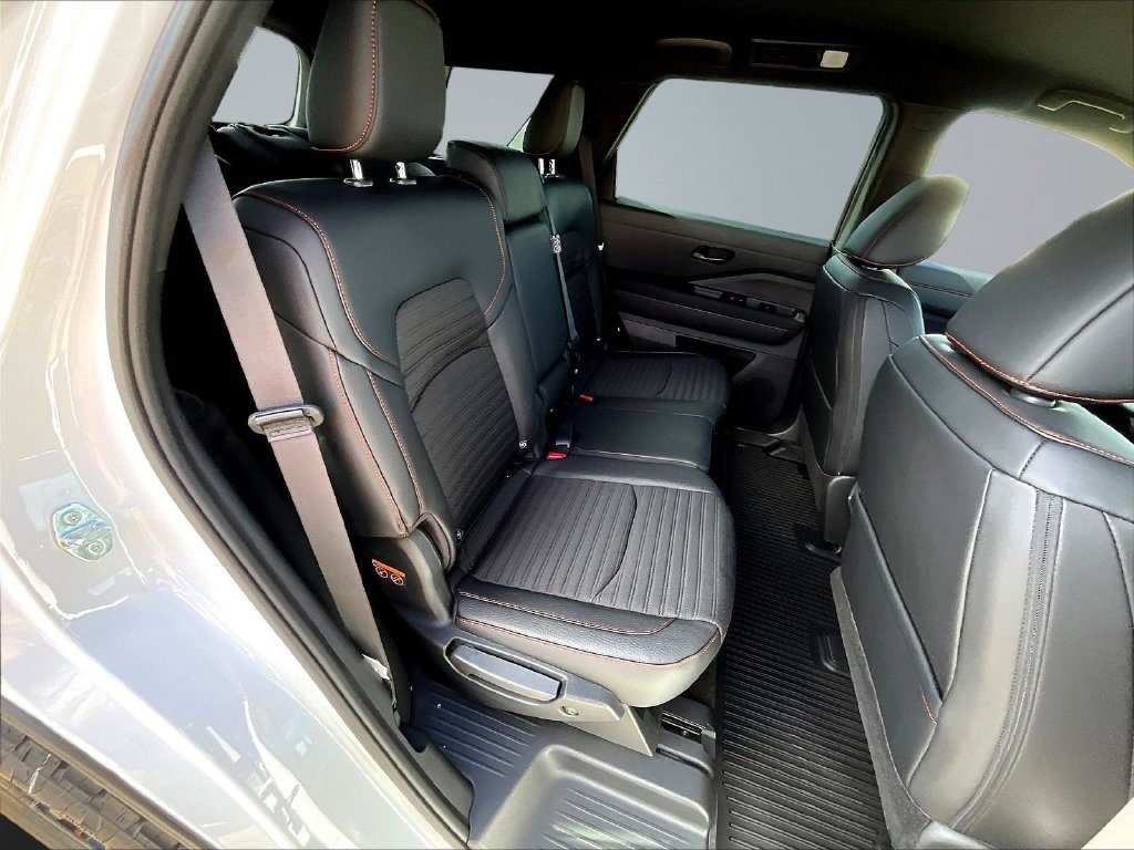 New 2026 Nissan Pathfinder Rock Creek AWD/4WD image 10