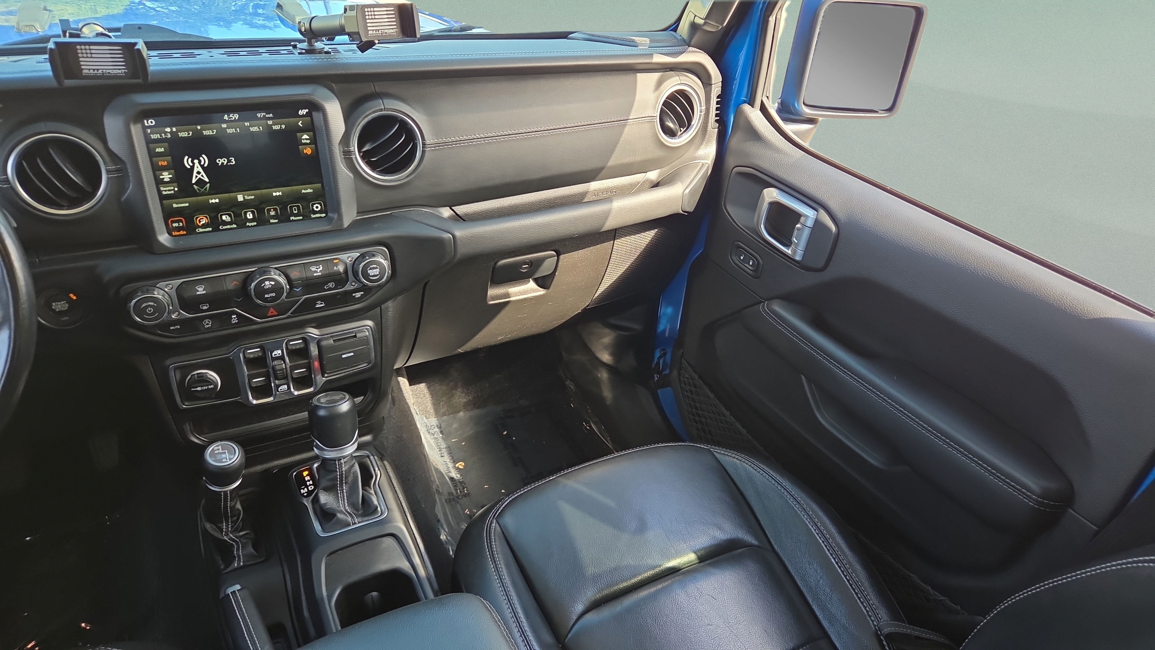 Used 2022 Jeep Wrangler Unlimited Sahara w/ LED Lighting Group AWD/4WD image 14