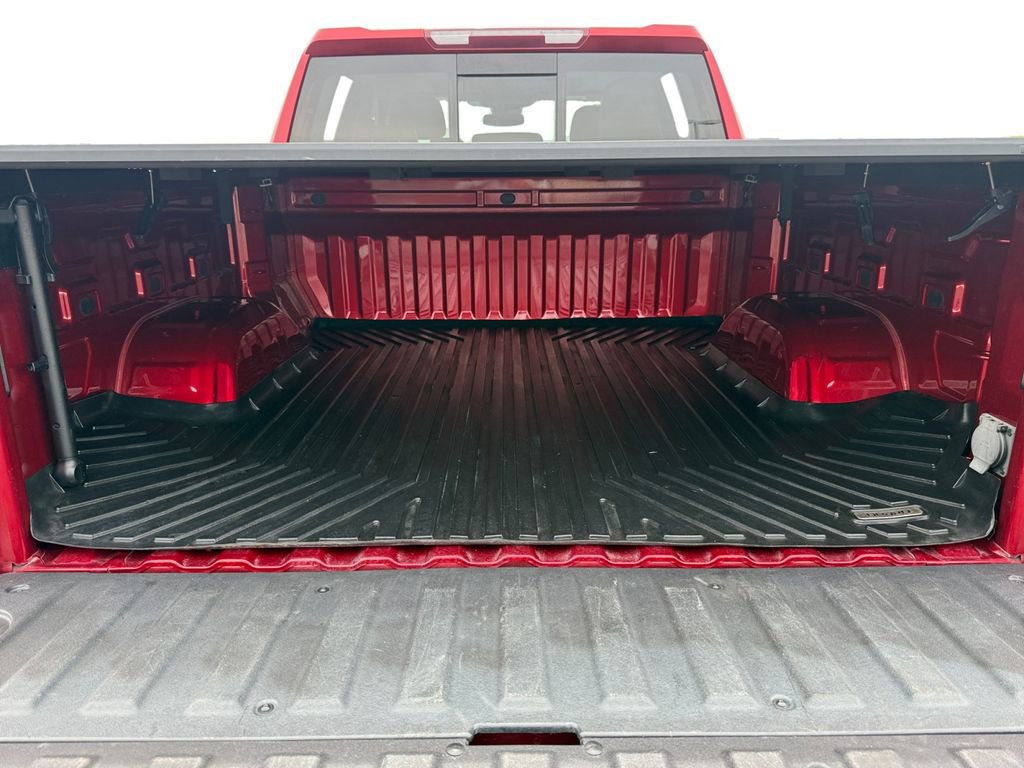 Certified 2022 Chevrolet Silverado 1500 LTZ w/ LTZ Premium Package image 19