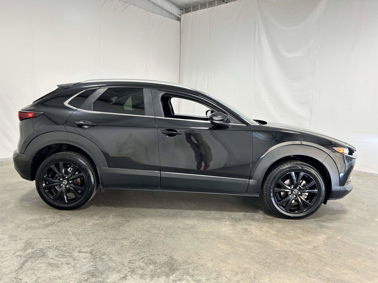 Used 2025 MAZDA CX-30 AWD 2.5 S w/ Select Sport Pkg image 2