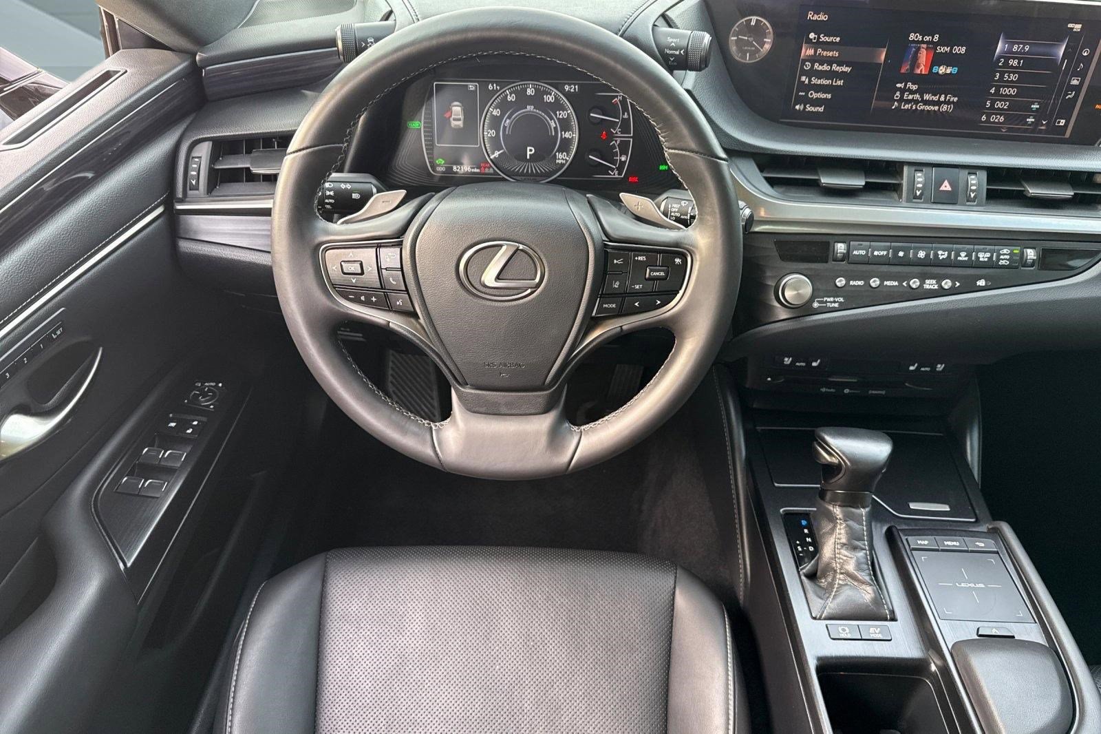 Used 2021 Lexus ES 300h w/ Premium Package image 28