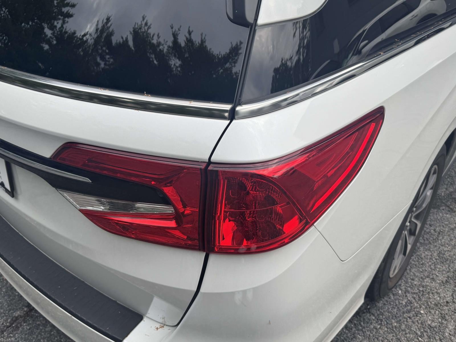 Used 2023 Honda Odyssey EX-L image 11
