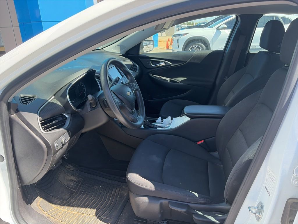 Used 2016 Chevrolet Malibu LS image 5