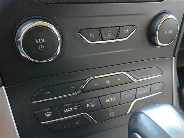 Used 2017 Ford Edge SEL w/ Equipment Group 201A image 15