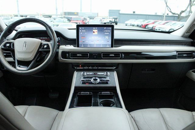 Used 2023 Lincoln Aviator Reserve w/ Elements Package Plus image 16