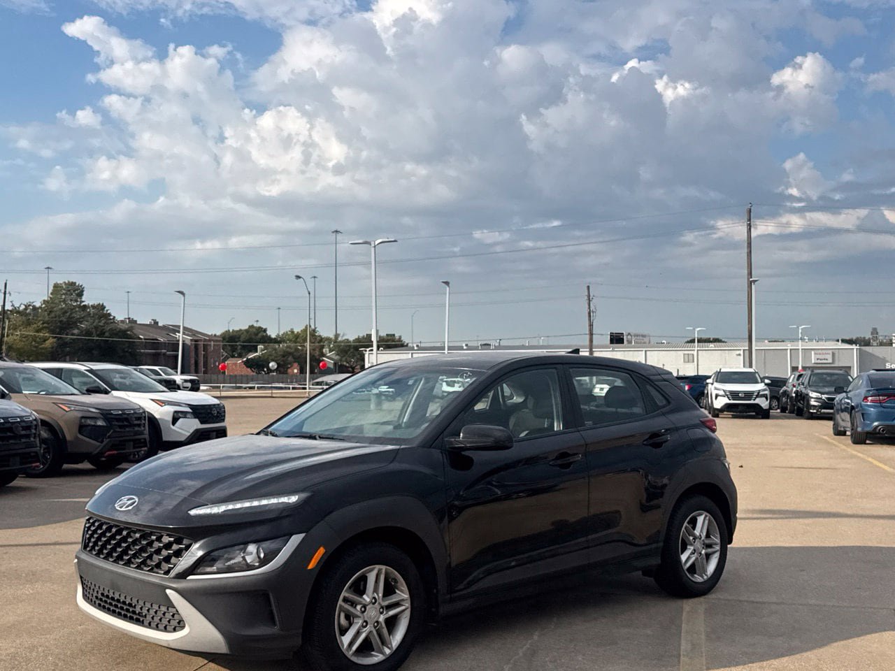 Used 2022 Hyundai Kona SE FWD image 11