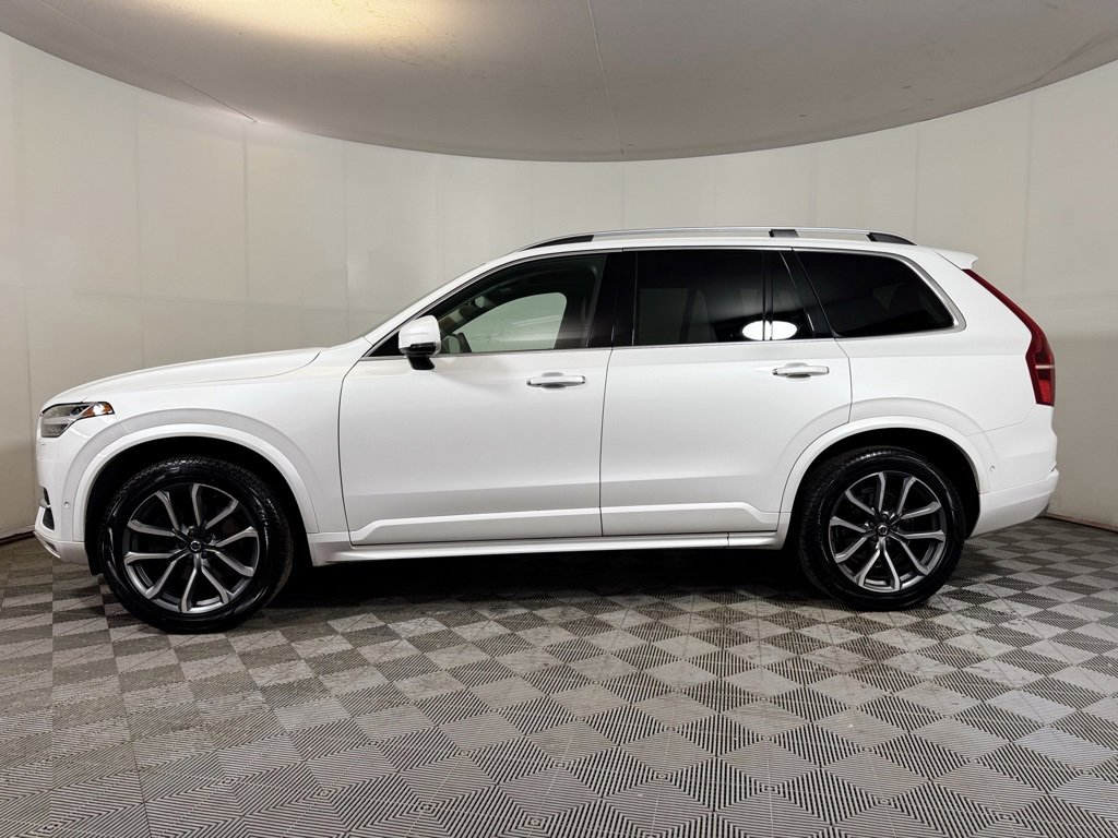 Used 2019 Volvo XC90 T6 Momentum w/ Advanced Package image 3