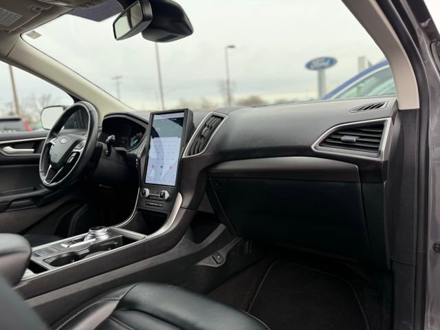 Certified 2024 Ford Edge SEL image 16