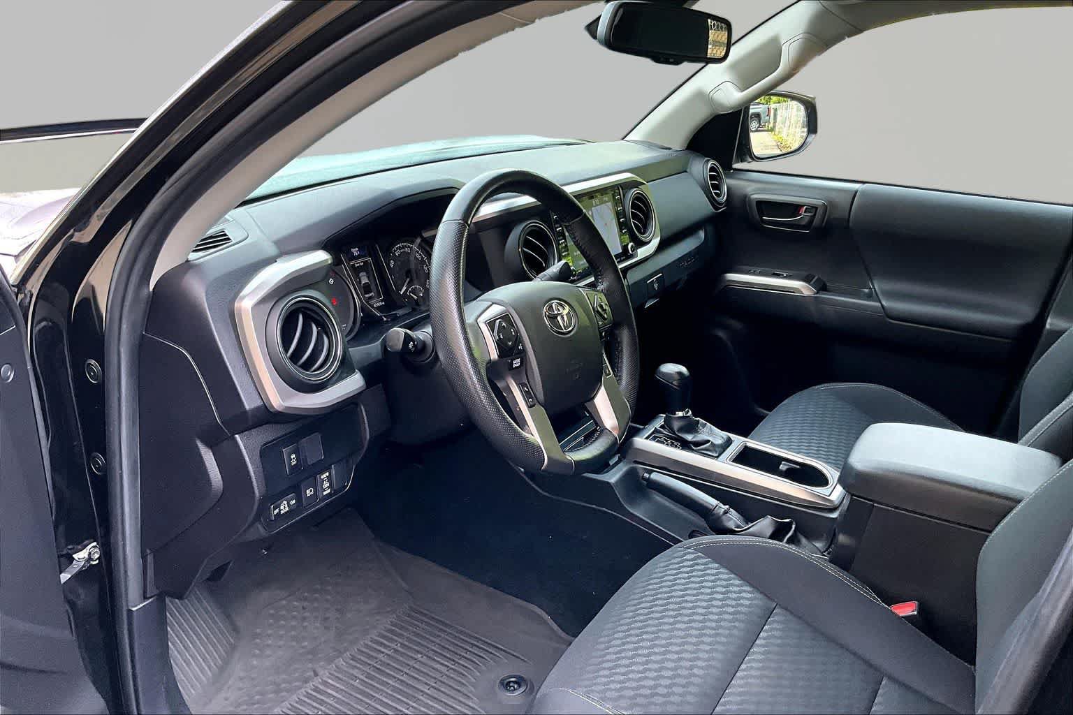 Certified 2023 Toyota Tacoma 4x4 Double Cab w/ Trail Edition image 17