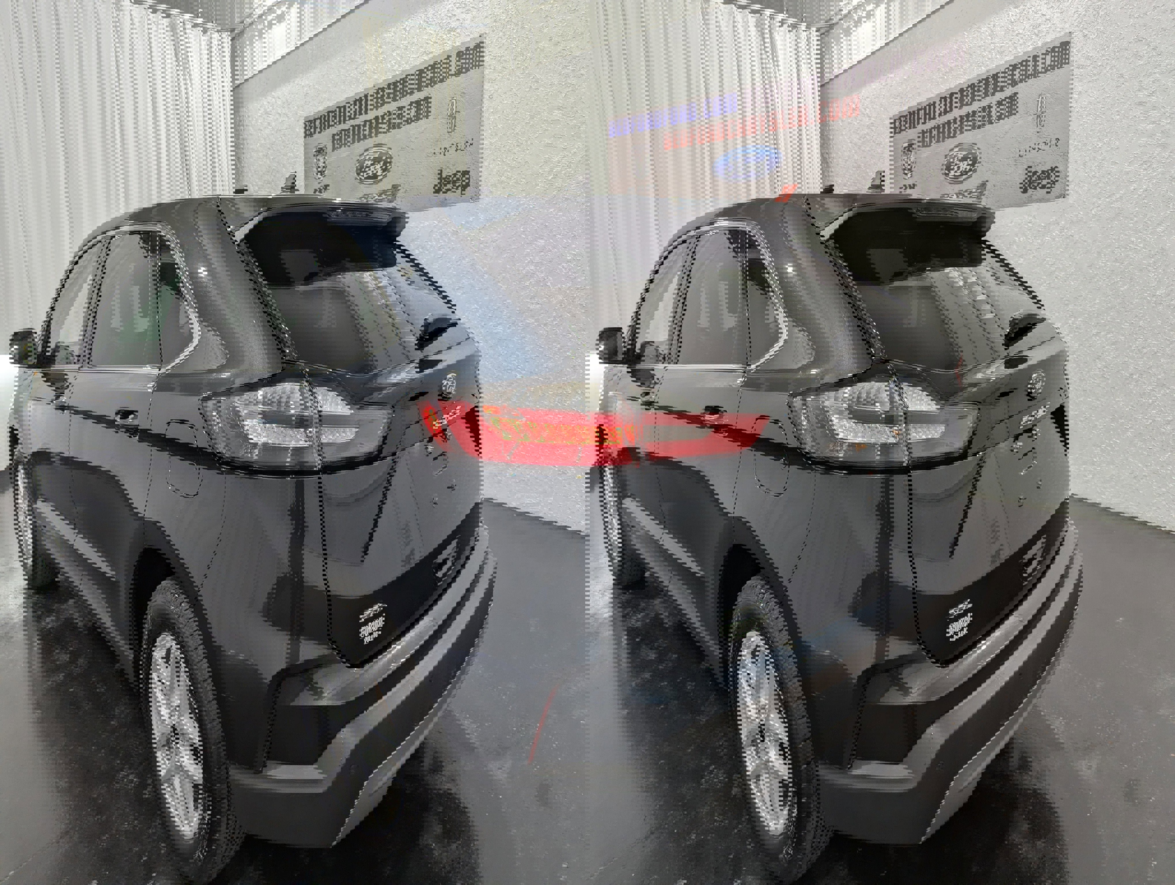 Used 2024 Ford Edge SEL w/ Convenience Package image 9