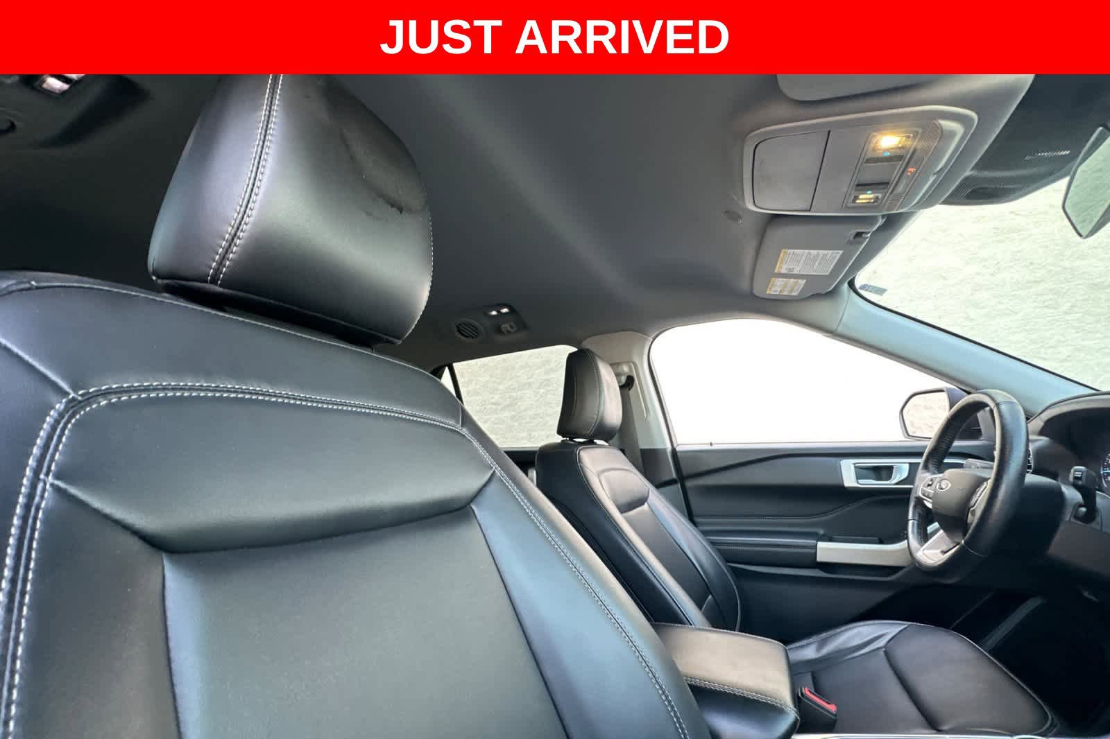 Certified 2022 Ford Explorer XLT w/ Equipment Group 202A RWD image 19