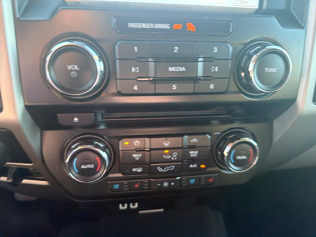 Used 2016 Ford F150 Lariat AWD/4WD image 23