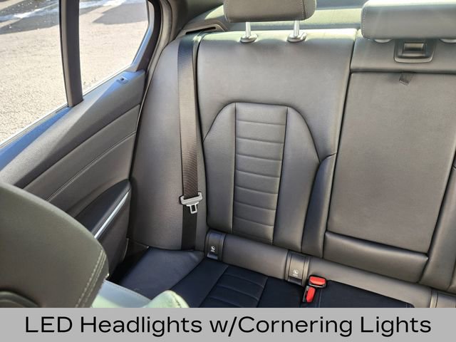 Used 2019 BMW 330i xDrive Sedan w/ Premium Package image 16