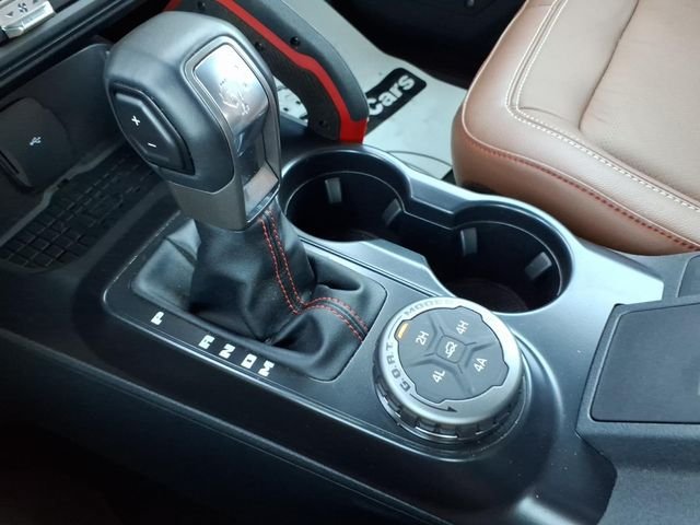 Used 2024 Ford Bronco Heritage Edition AWD/4WD image 27