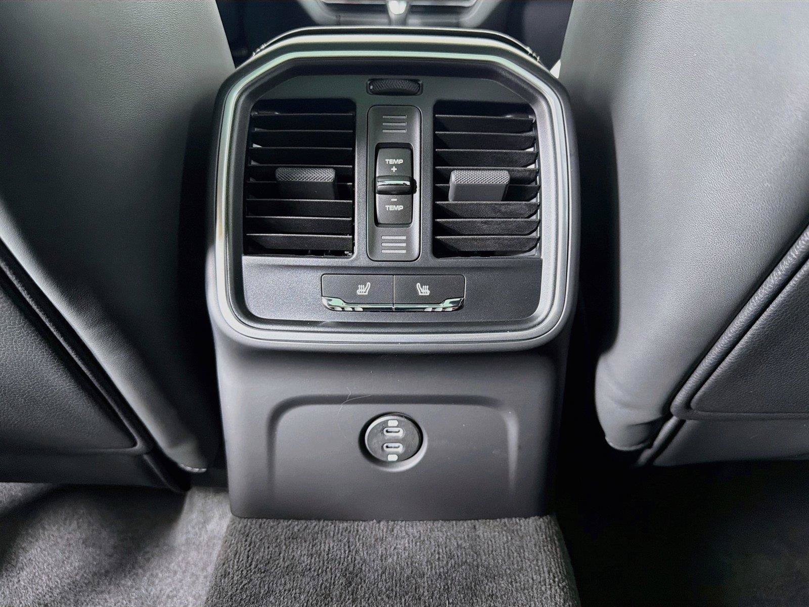 New 2026 Porsche Macan S AWD/4WD image 23
