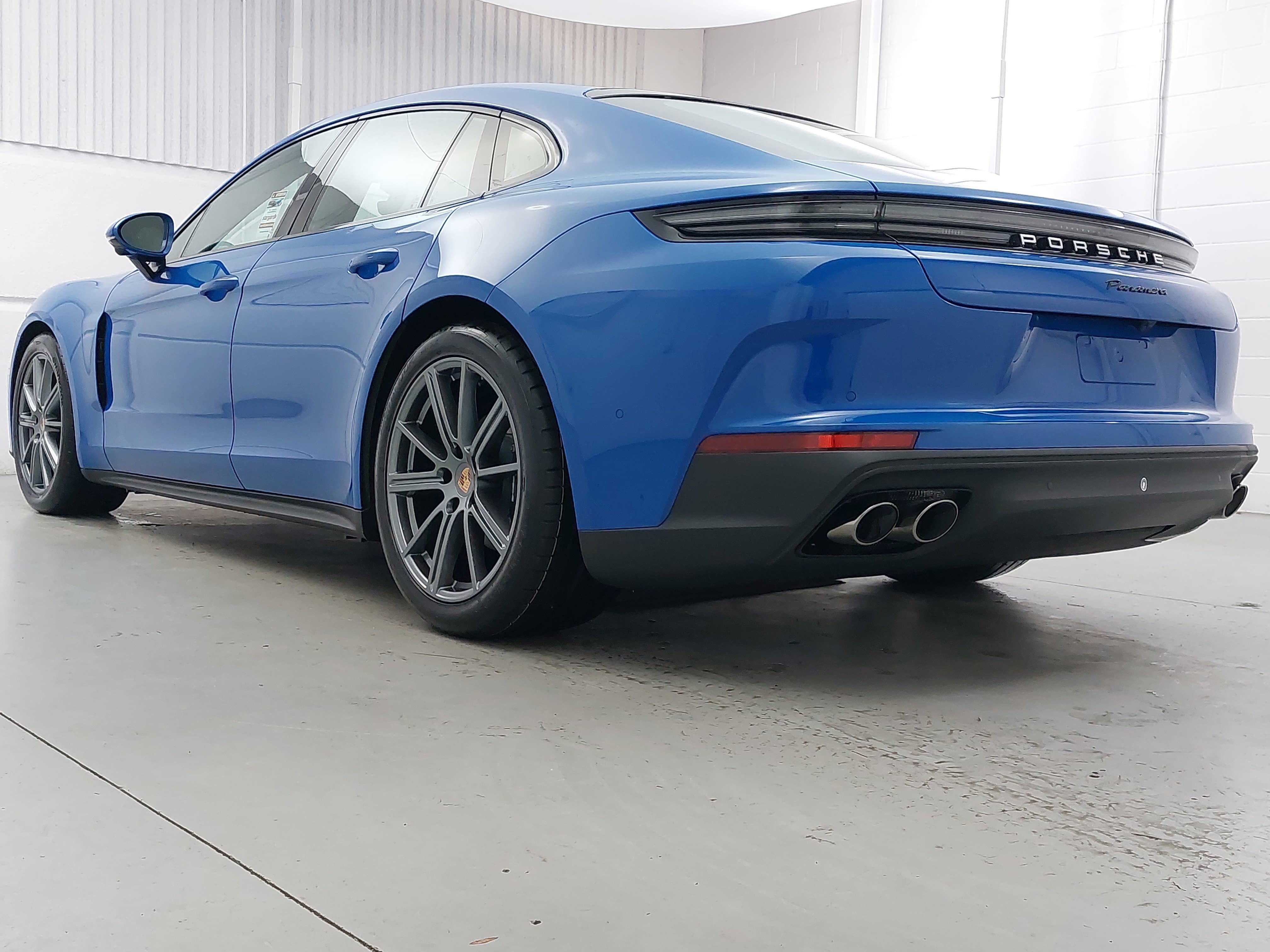 New 2026 Porsche Panamera RWD image 3