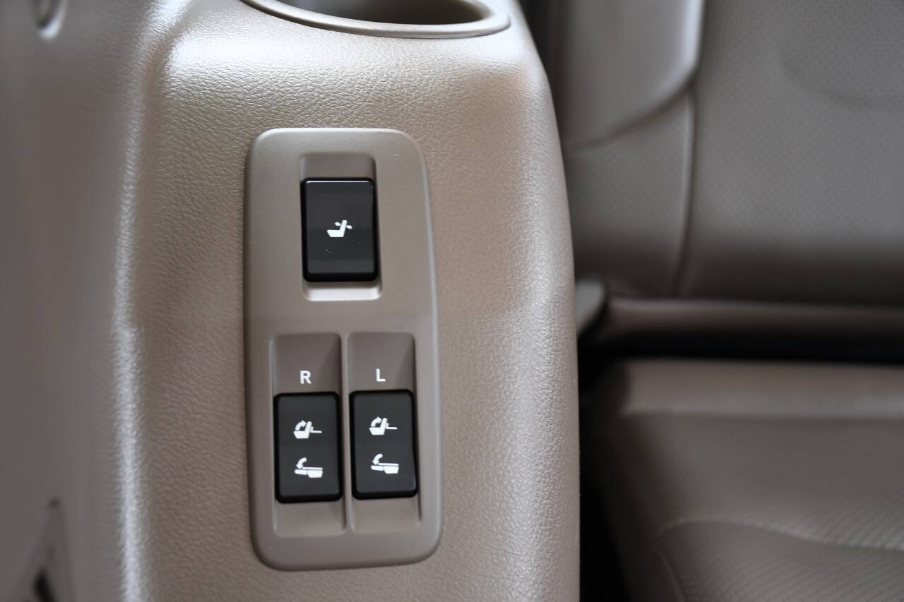 Used 2016 Lexus GX 460 Luxury AWD/4WD image 28
