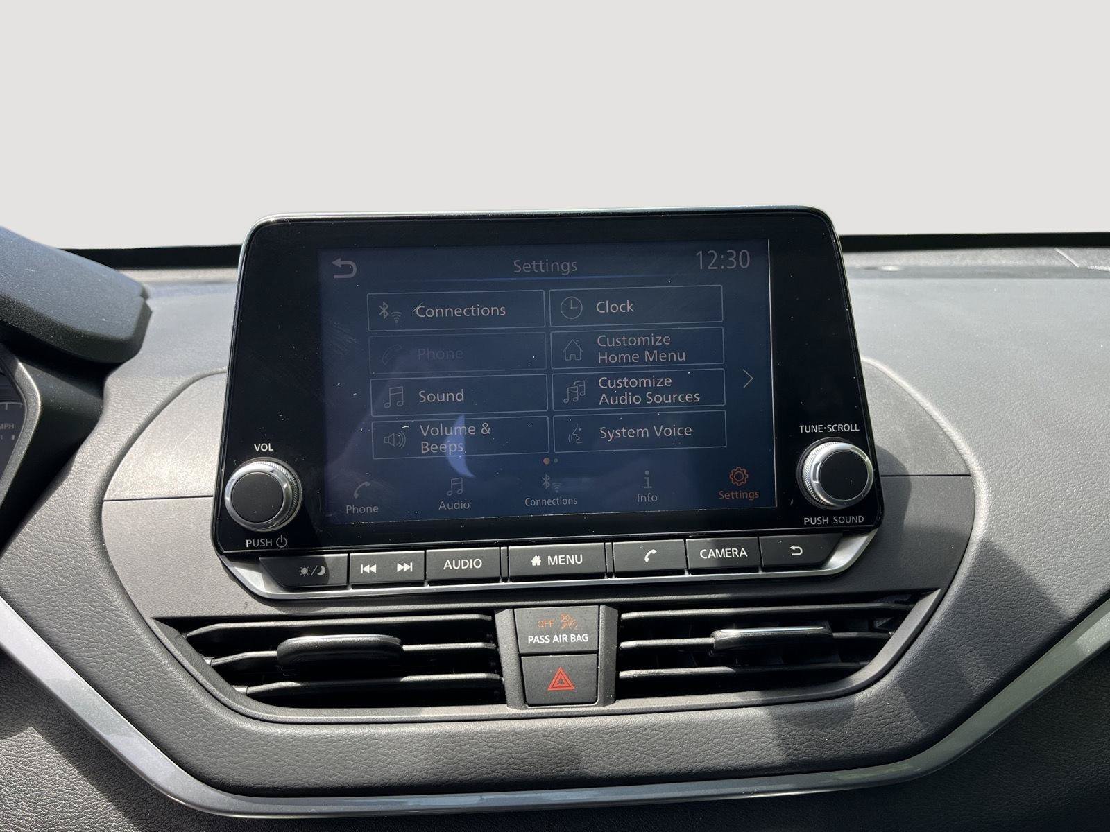 Used 2025 Nissan Altima 2.5 S FWD image 22