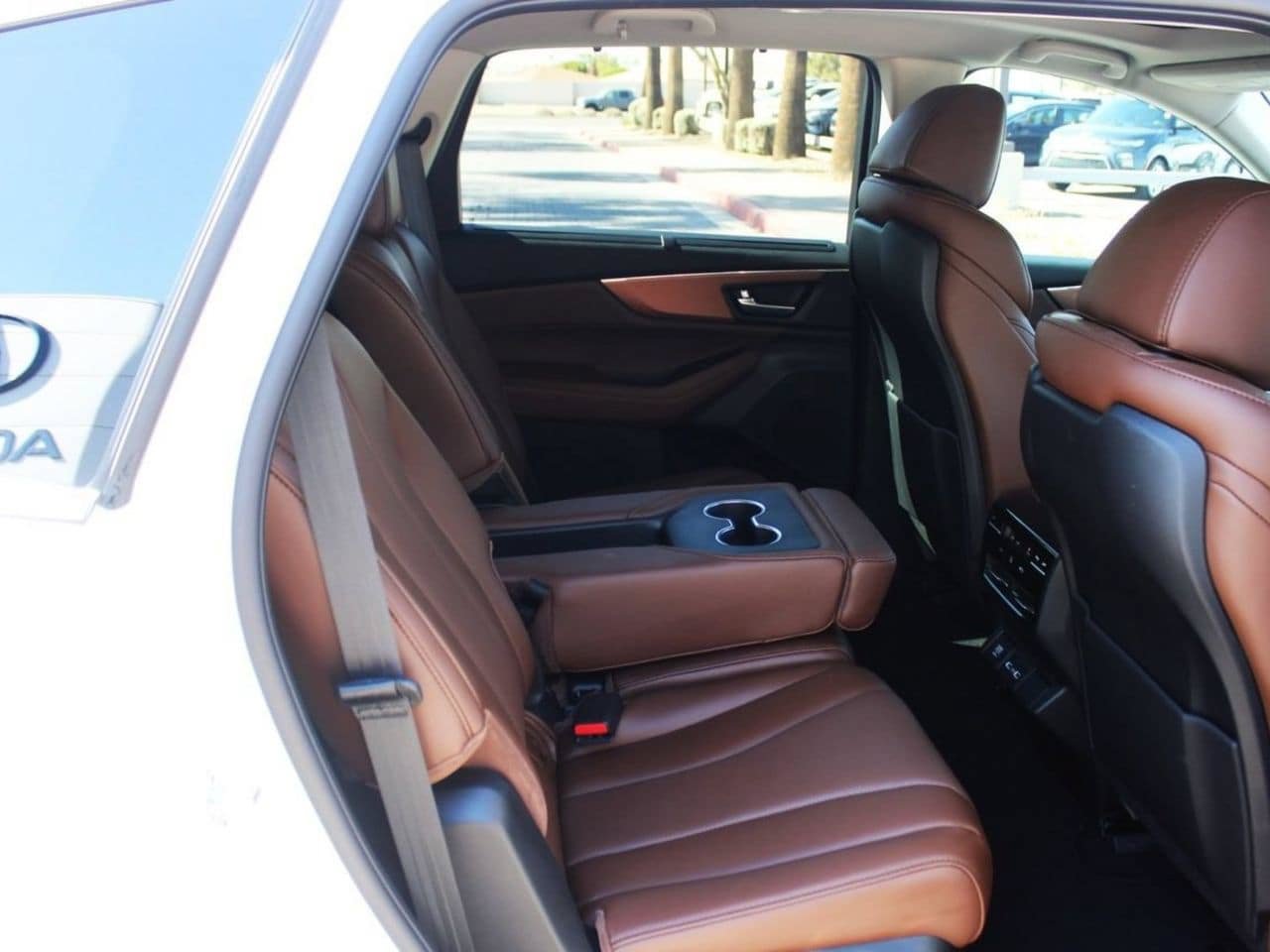 Certified 2024 Acura MDX w/ Technology Package FWD image 14