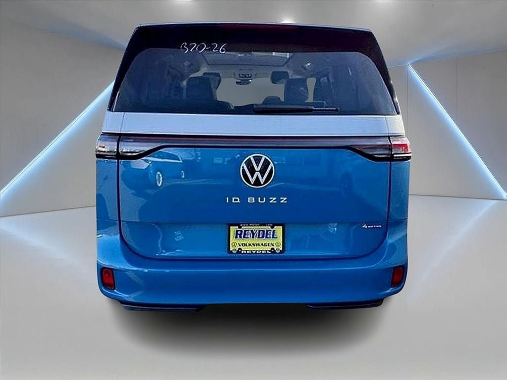New 2025 Volkswagen ID. Buzz 1st Edition AWD/4WD image 4
