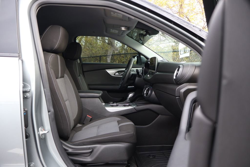 Certified 2024 Chevrolet Blazer LT image 40