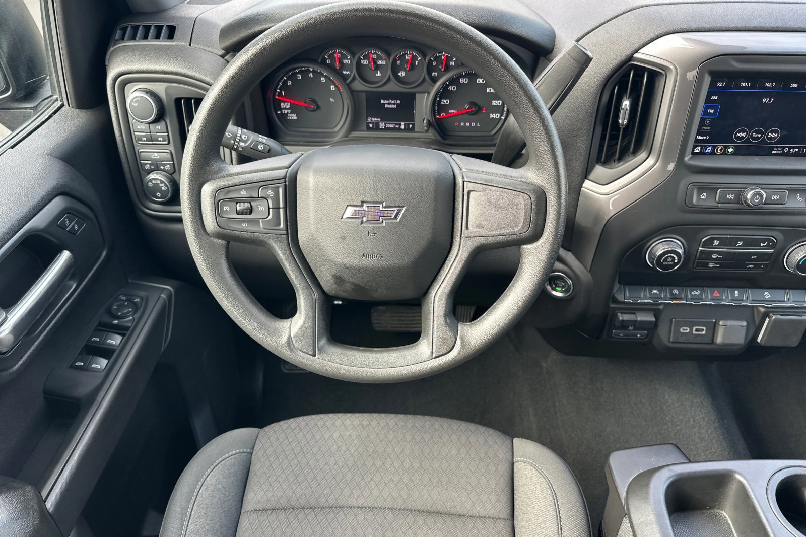 Used 2025 Chevrolet Silverado 1500 Custom Trail Boss w/ Dark Appearance Package image 14