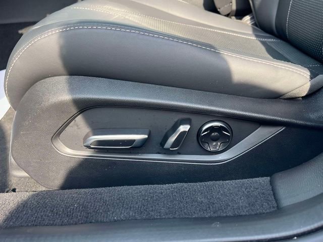 Used 2025 Acura TLX w/ Technology Package FWD image 17