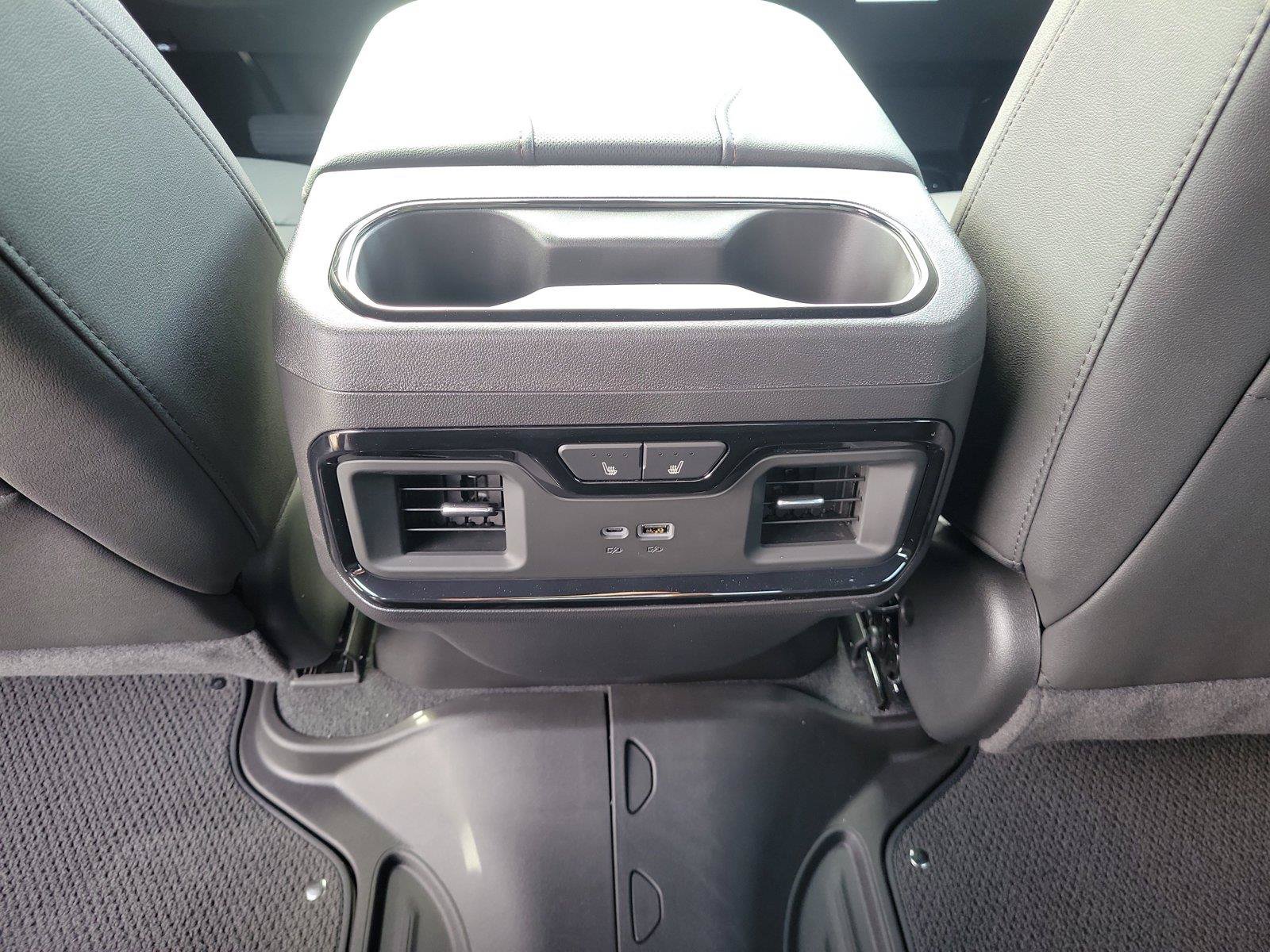 New 2026 GMC Sierra 1500 AT4 w/ AT4 Premium Package AWD/4WD image 10