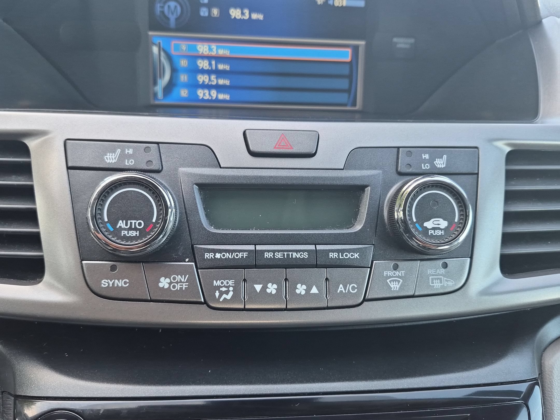 Used 2016 Honda Odyssey EX-L image 21