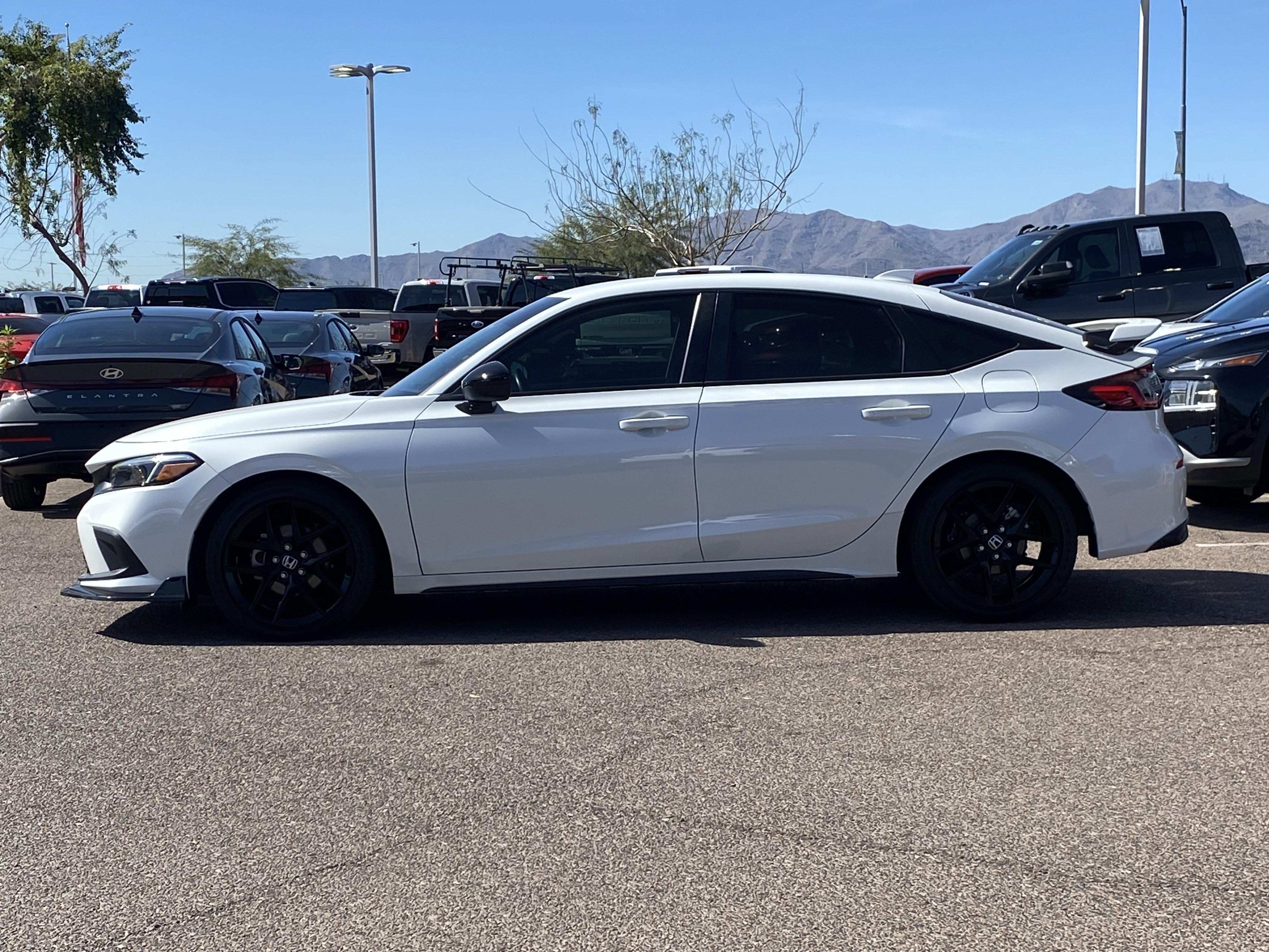 Used 2022 Honda Civic Sport image 6