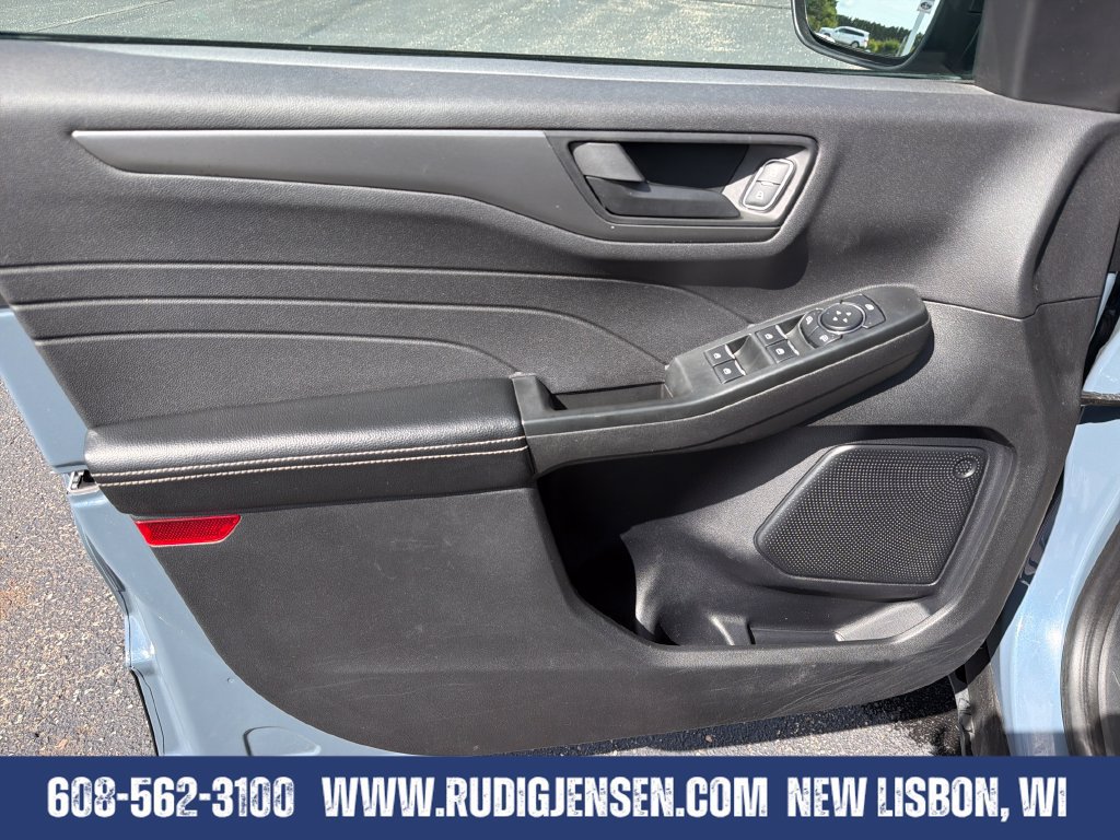 Used 2024 Ford Escape Active w/ Tech Pack #1 AWD/4WD image 10