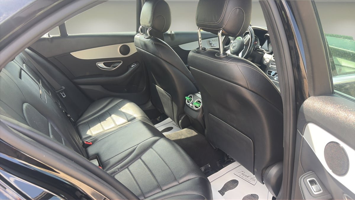 Used 2020 Mercedes-Benz C 300 4MATIC Sedan image 13