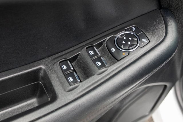 Used 2024 Ford Edge SEL AWD/4WD image 17