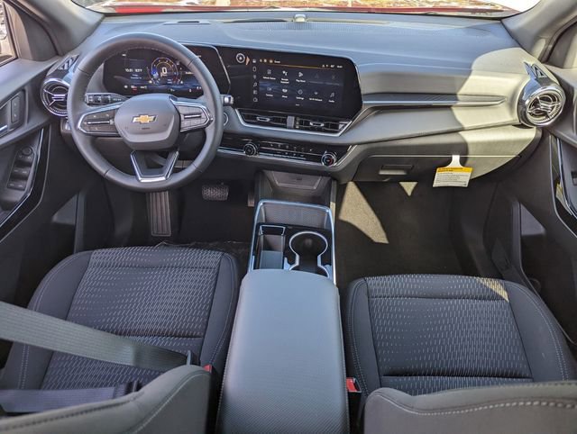 New 2025 Chevrolet Equinox LT w/ Safety and Technology Package image 9